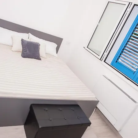شقة White & Blue سانتا ماريا نافاريز