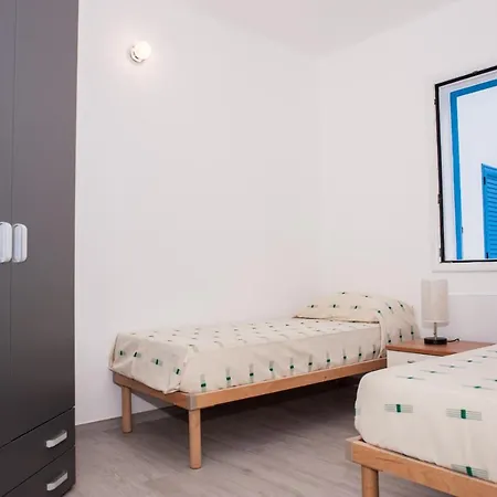Apartment White & Blue *